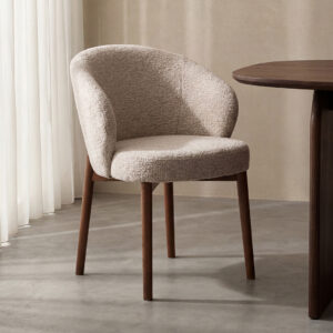 LABEL51 Eetkamerstoel Sakiko - Beige - Superb - Walnoot Hout